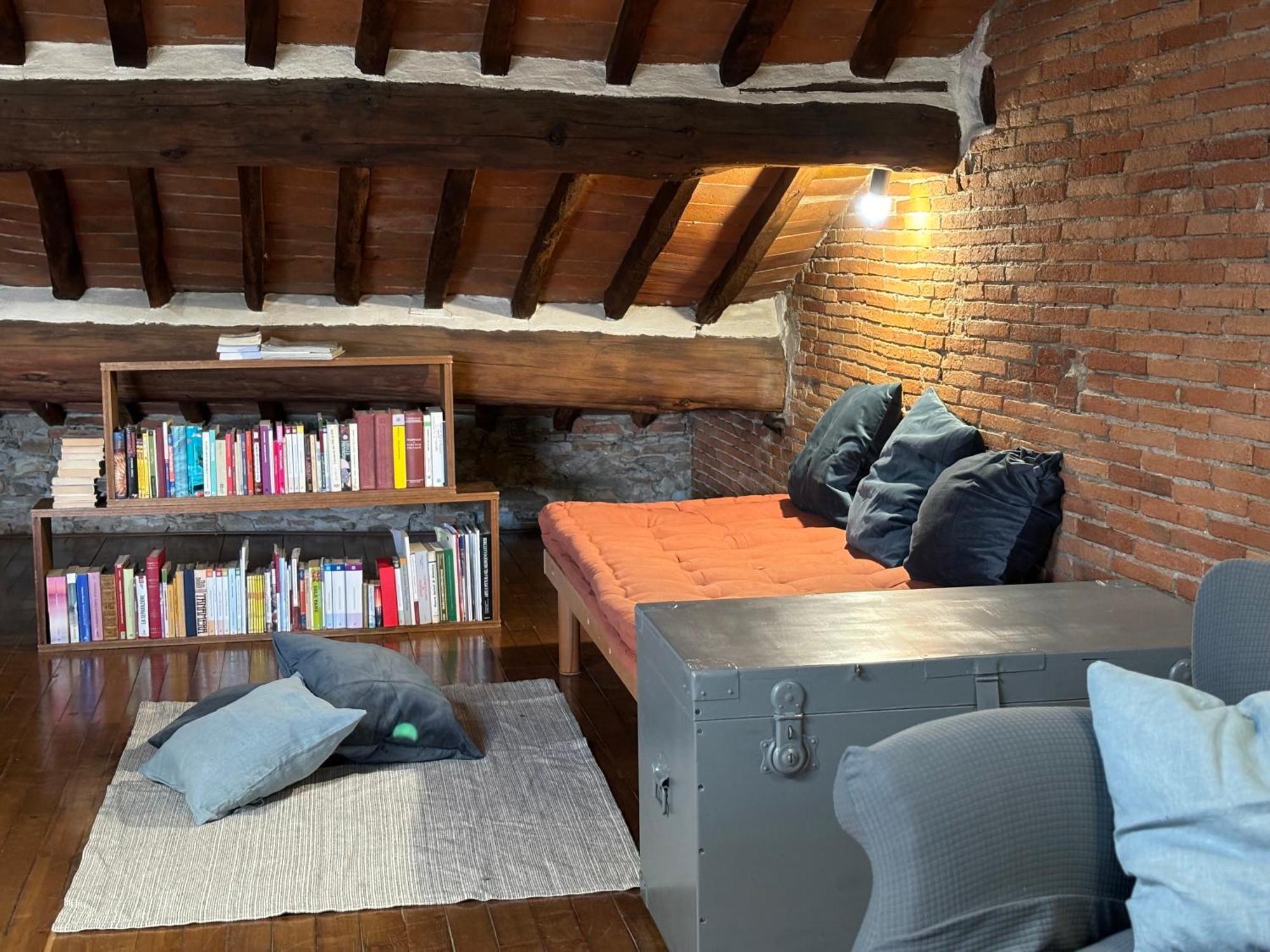 Lovely Apartment Lucca Luaran gambar